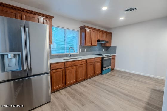 1335 Myrtle Drive, Las Cruces, NM 88001 photo 2
