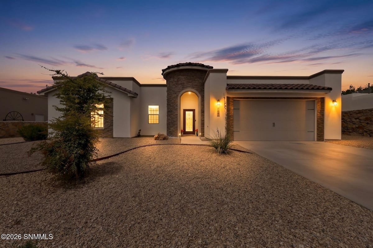 4669 Mesa Rico Drive, Las Cruces, NM 88011 photo 1