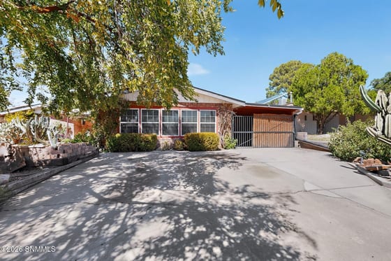 1915 Myrtle Avenue, Las Cruces, NM 88001 photo 4