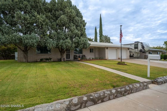 1837 Fairway Circle, Las Cruces, NM 88011 photo 2