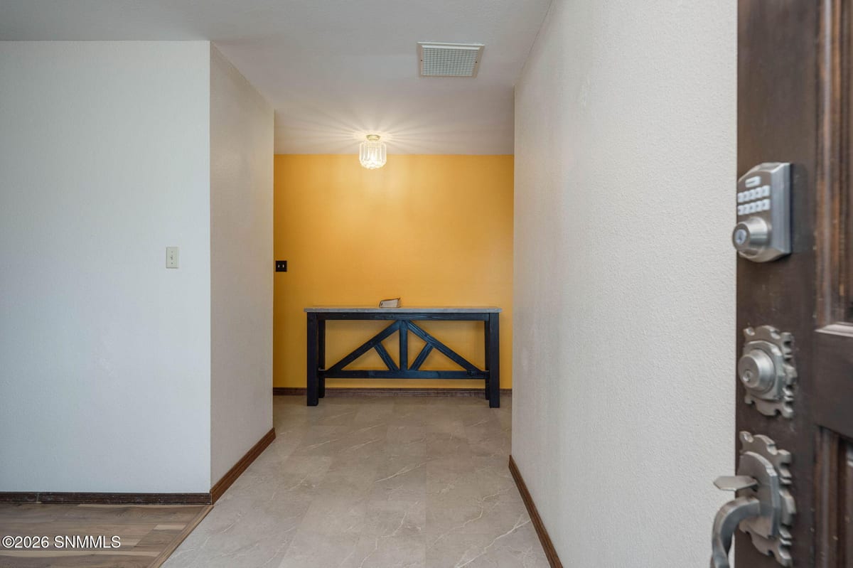 1837 Fairway Circle, Las Cruces, NM 88011 photo 5
