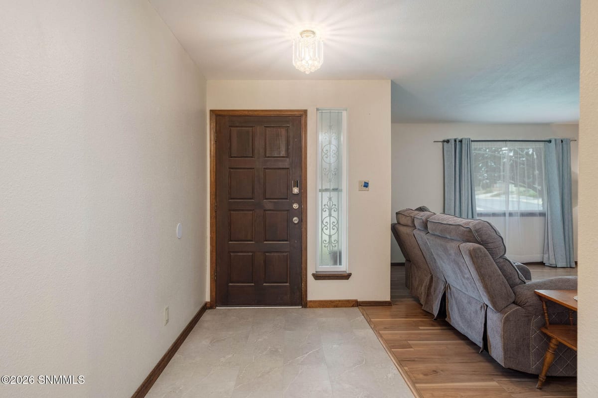 1837 Fairway Circle, Las Cruces, NM 88011 photo 6