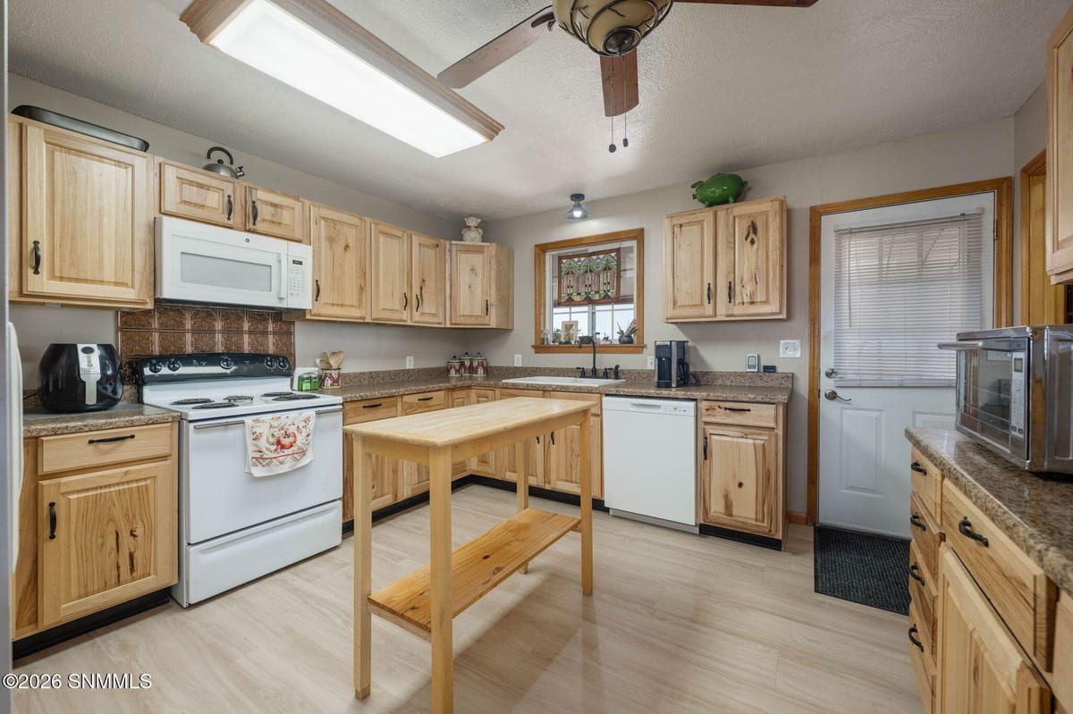5835 Reposo Road, Deming, NM 88030 photo 14
