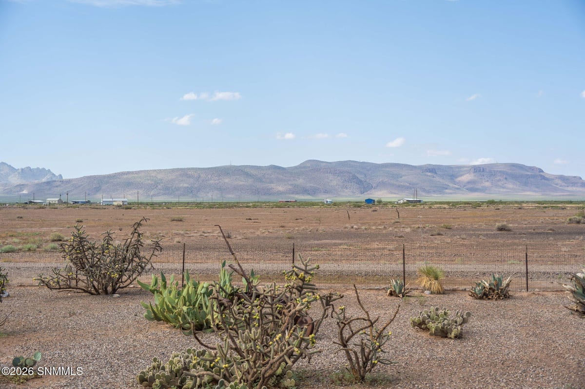 5835 Reposo Road, Deming, NM 88030 photo 6