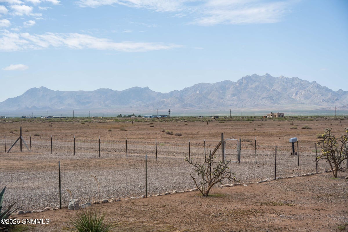 5835 Reposo Road, Deming, NM 88030 photo 7