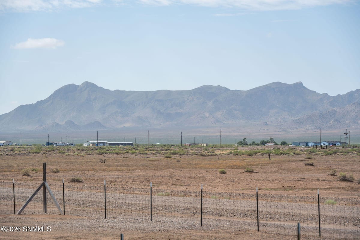 5835 Reposo Road, Deming, NM 88030 photo 9