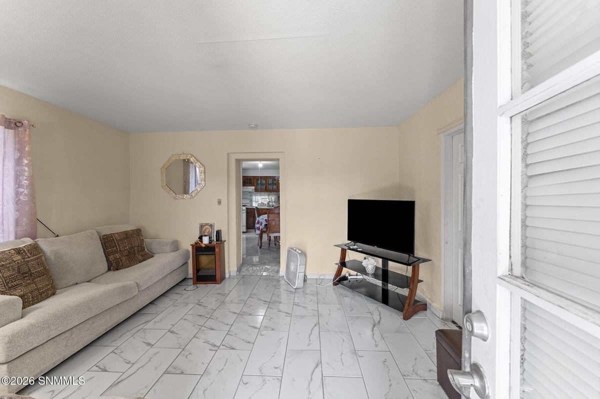 208 Saint Valentine Street, La Mesa, NM 88044 photo 11