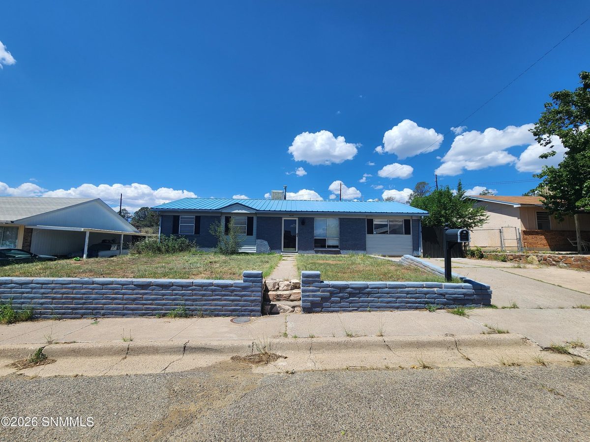 4033 N Fran Drive, Silver City, NM 88061 photo 1
