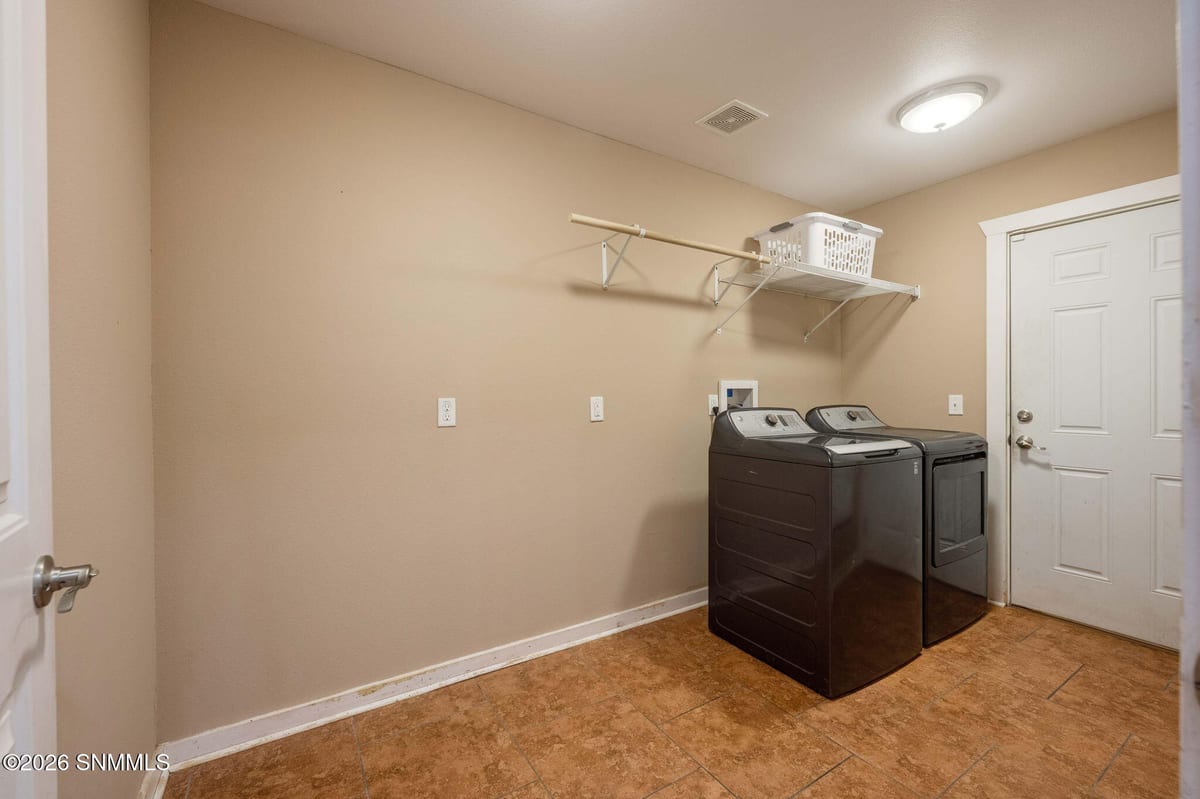 7245 Brahman Road, Las Cruces, NM 88012 photo 13