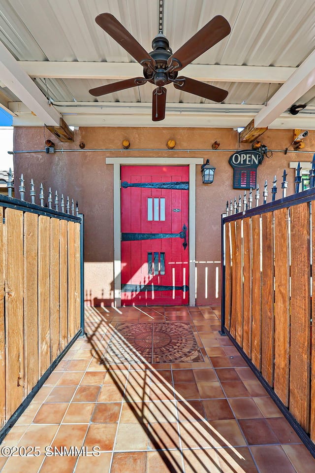 600 E Amador Avenue, Las Cruces, NM 88001 photo 2