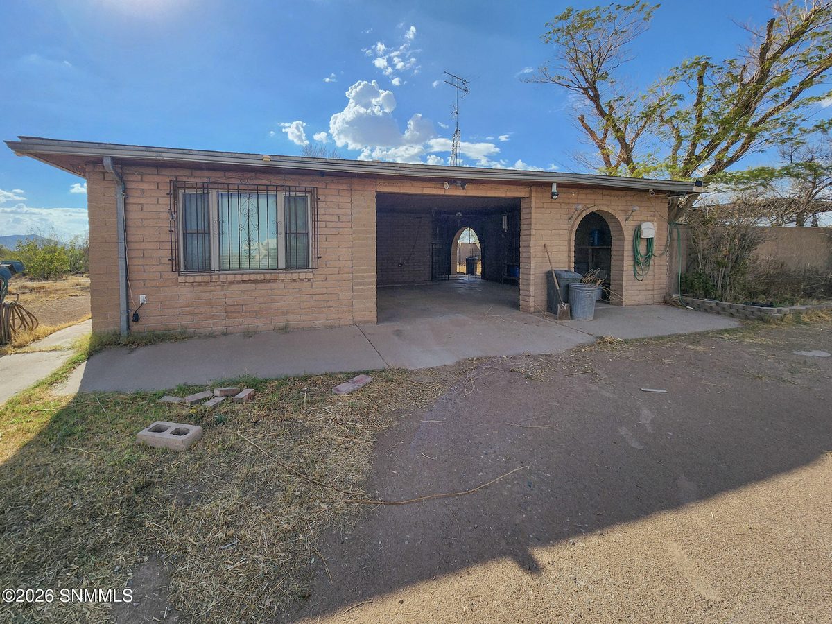 3155 SW Red Rooster Lane, Deming, NM 88030 photo 4