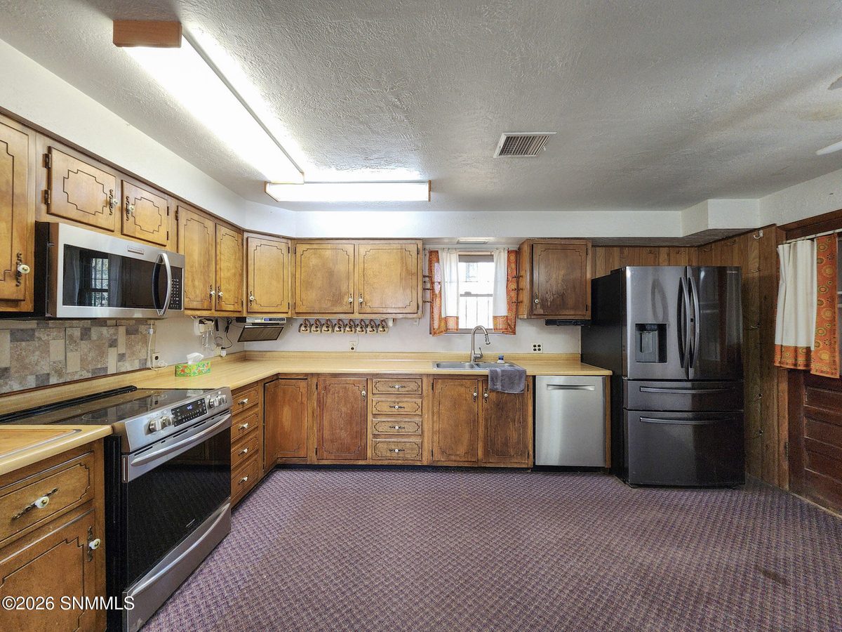 3155 SW Red Rooster Lane, Deming, NM 88030 photo 10