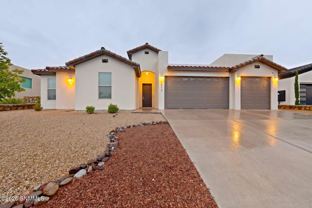 2973 E Springs Road, Las Cruces, NM – 4 bedroom, 2,305 sqft single family residence for sale at $495,000