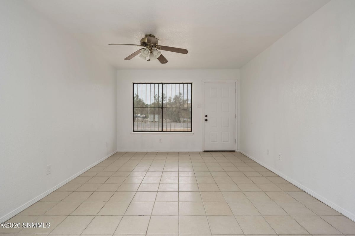 2039 Stanford Street, Las Cruces, NM 88005 photo 4