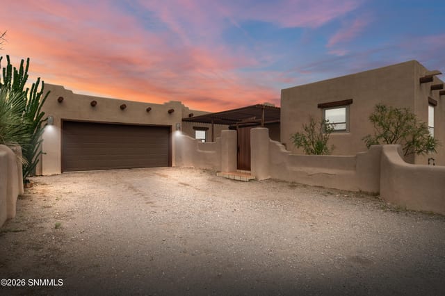 1815 Vista Sierra Court, Las Cruces, NM 88005 photo 4