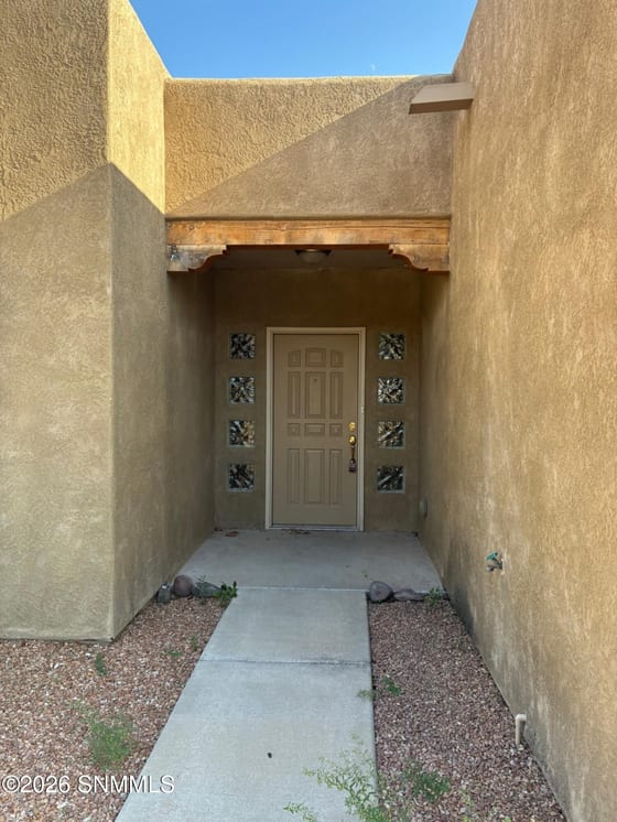 2220 Dakota Drive, Las Cruces, NM 88011 photo 2