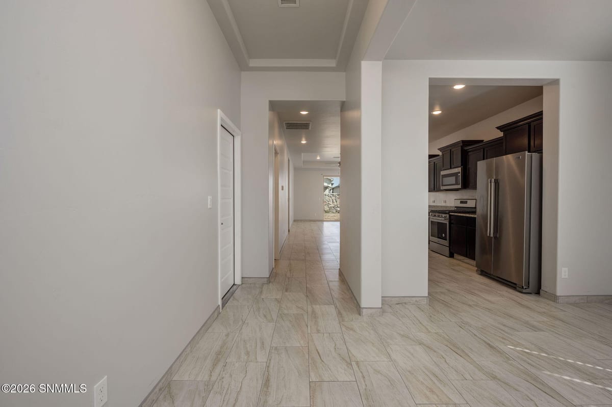 4673 Lotus Avenue, Las Cruces, NM 88012 photo 3