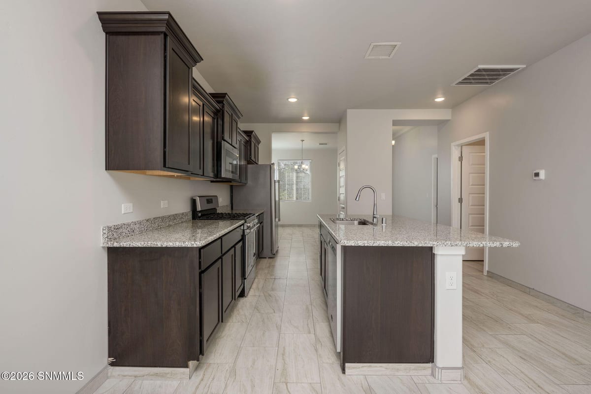 4673 Lotus Avenue, Las Cruces, NM 88012 photo 6