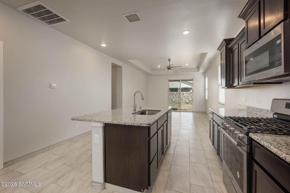4673 Lotus Avenue, Las Cruces, NM 88012 photo 7