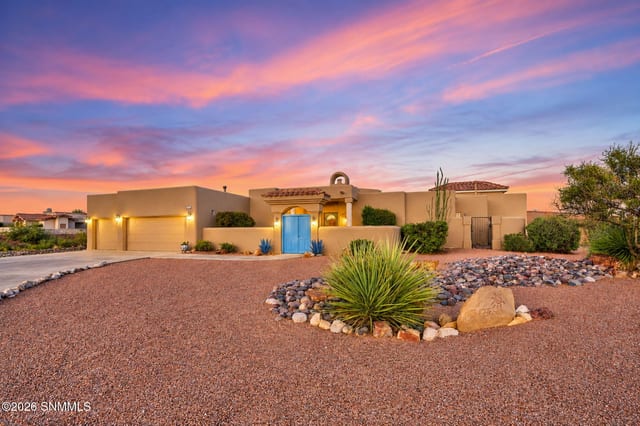 Casa unifamiliar en venta por $820,000: 8175 Constitution Road, Las Cruces, NM – 4 recámaras, 3,142 pies²