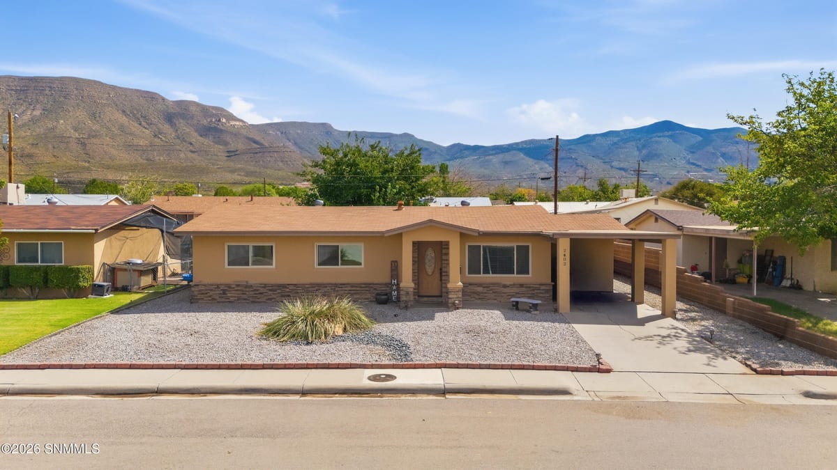 2402 Yale Avenue, Alamogordo, NM 88310 photo 1