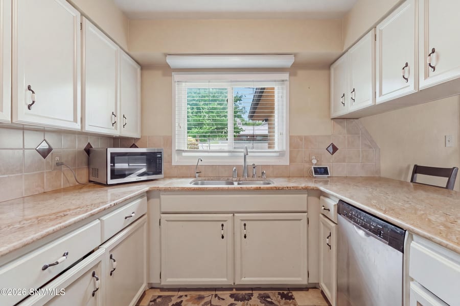 2402 Yale Avenue, Alamogordo, NM 88310 photo 12