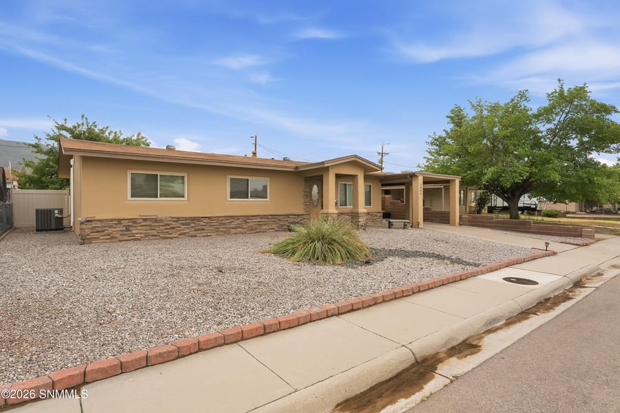 2402 Yale Avenue, Alamogordo, NM 88310 photo 2