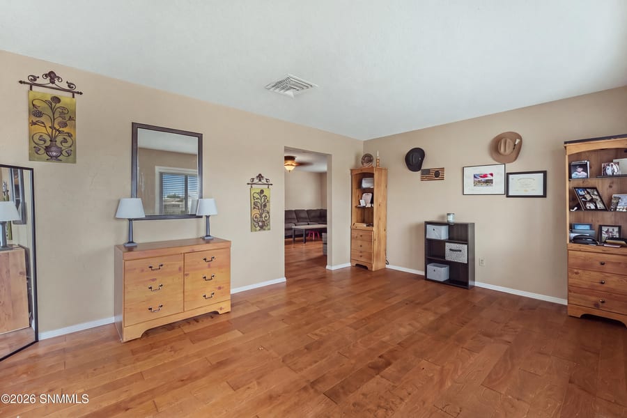 2402 Yale Avenue, Alamogordo, NM 88310 photo 4