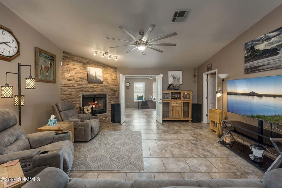 4062 Windridge Circle, Las Cruces, NM 88012 photo 4
