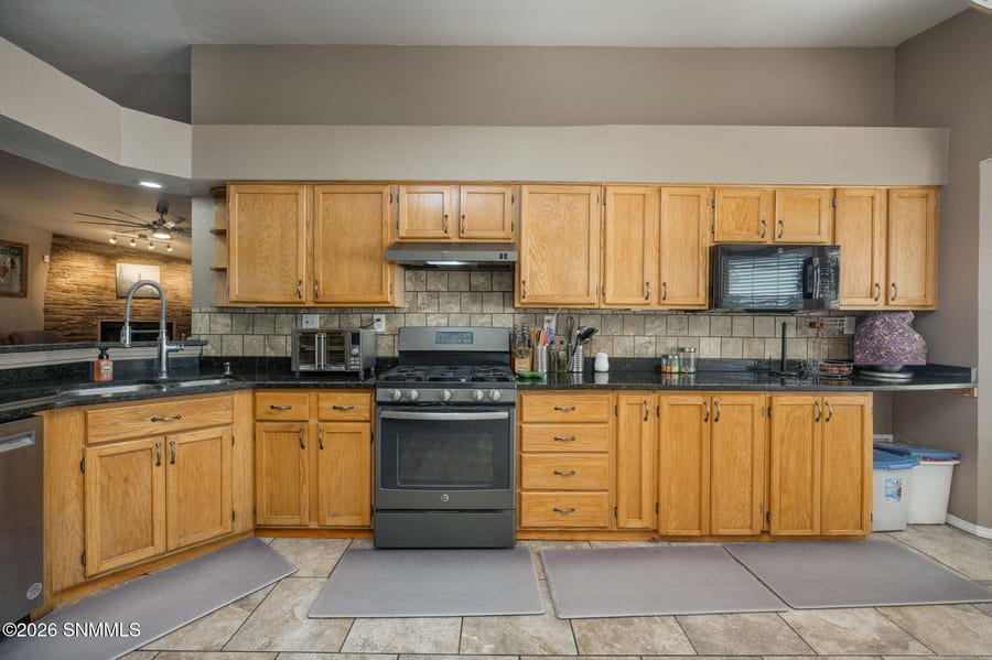 4062 Windridge Circle, Las Cruces, NM 88012 photo 8