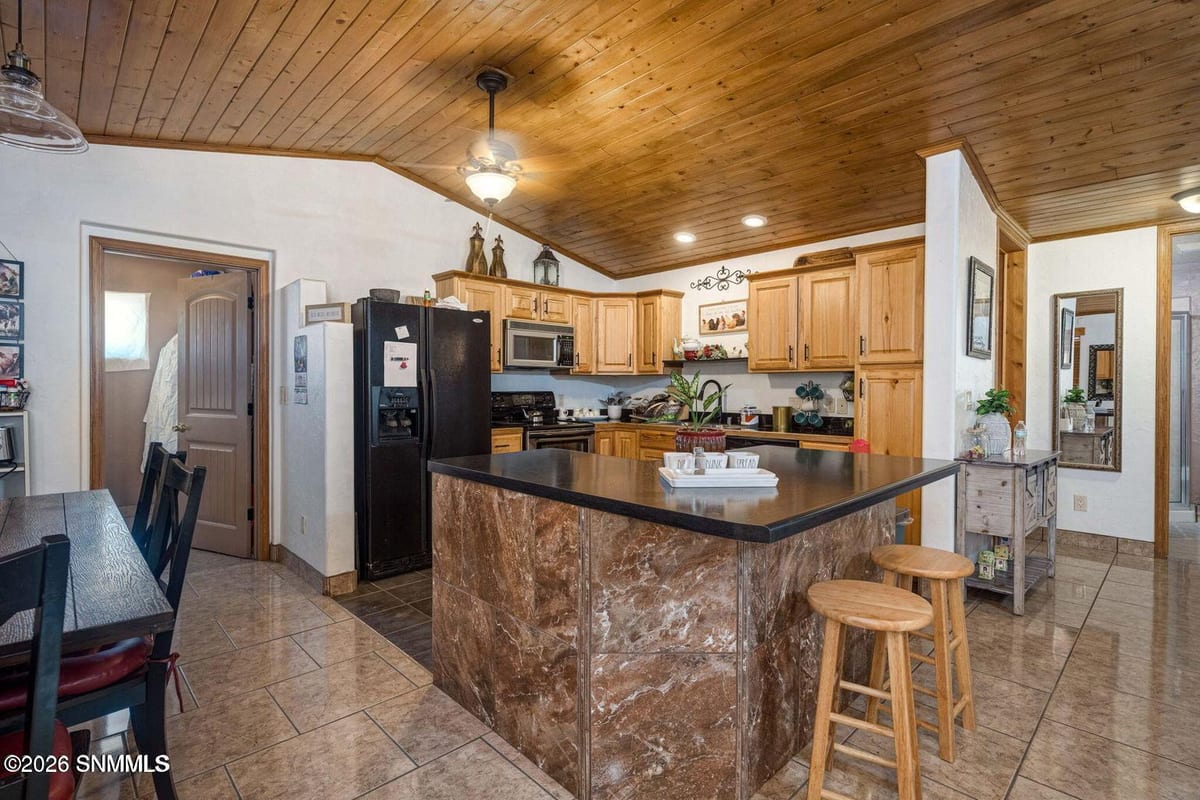8290 Bataan Memorial, Las Cruces, NM 88011 photo 5