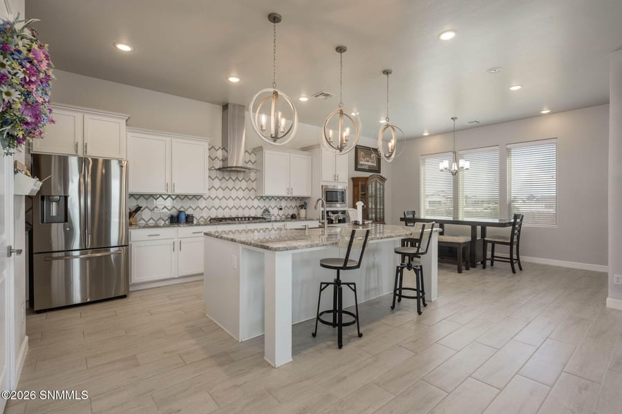 393 Marisa Court, Las Cruces, NM 88007 photo 11