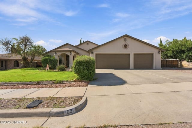1091 Fran Drive, Las Cruces, NM 88007 photo 3