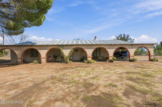 3550 Coral Road ## 1, Las Cruces, NM – 4 bedroom, 2,362 sqft single family residence for sale at $299,000