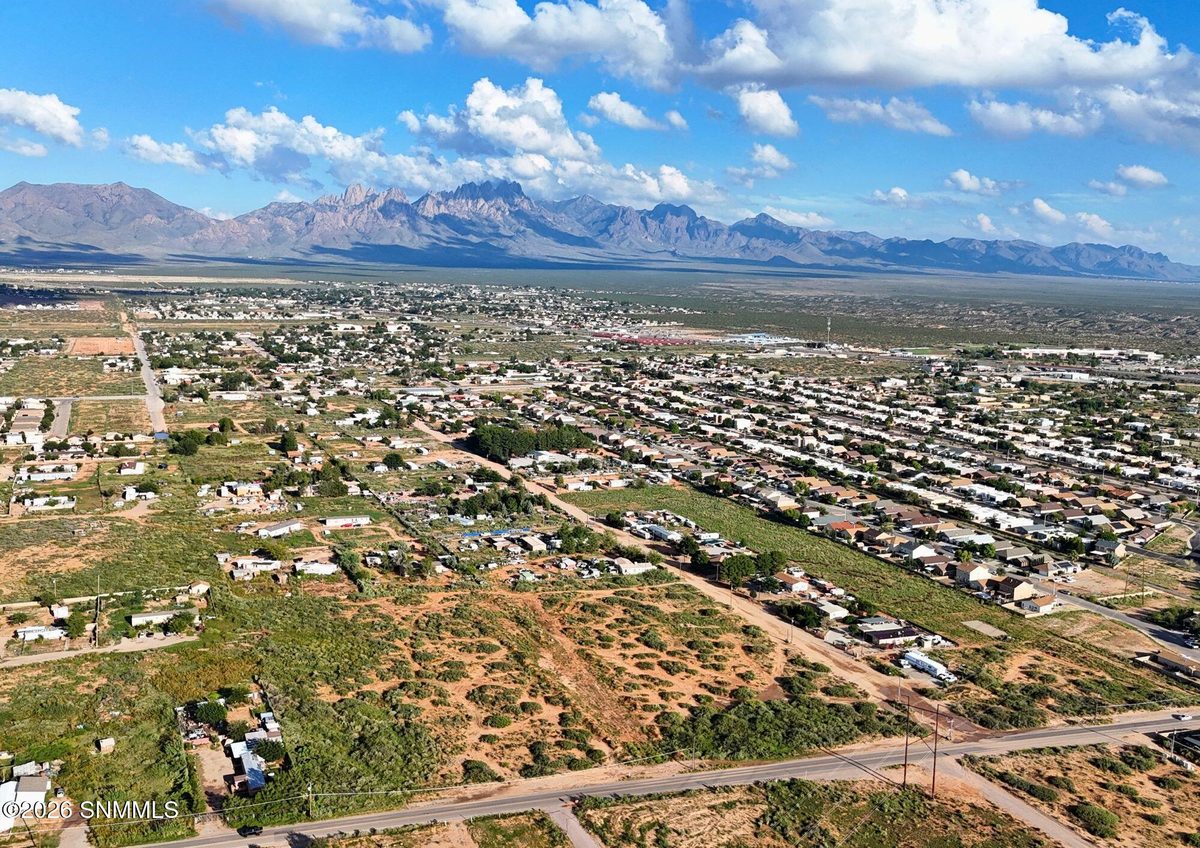 5021 Saddle Mountain Road, Las Cruces, NM 88012 photo 2