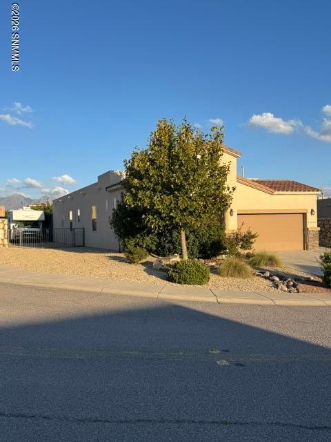 1974 W Villa Napoli Loop, Las Cruces, NM – 4 bedroom, 2,161 sqft single family residence for sale at $376,500