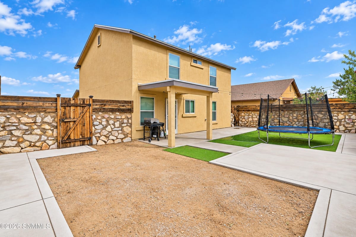 5868 Baywood Street, Santa Teresa, NM 88008 photo 8
