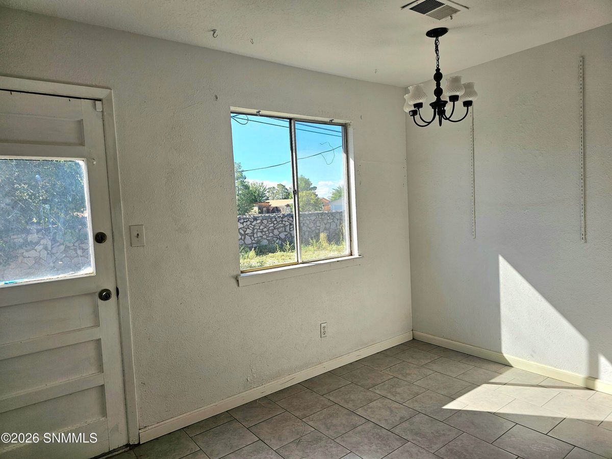 1974 Mahogany Drive, Las Cruces, NM 88001 photo 8