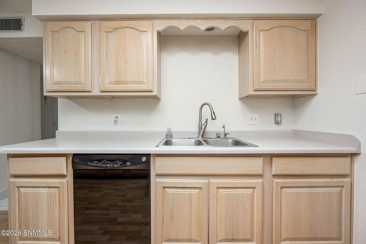2925 Valle Vista, Las Cruces, NM 88011 photo 12