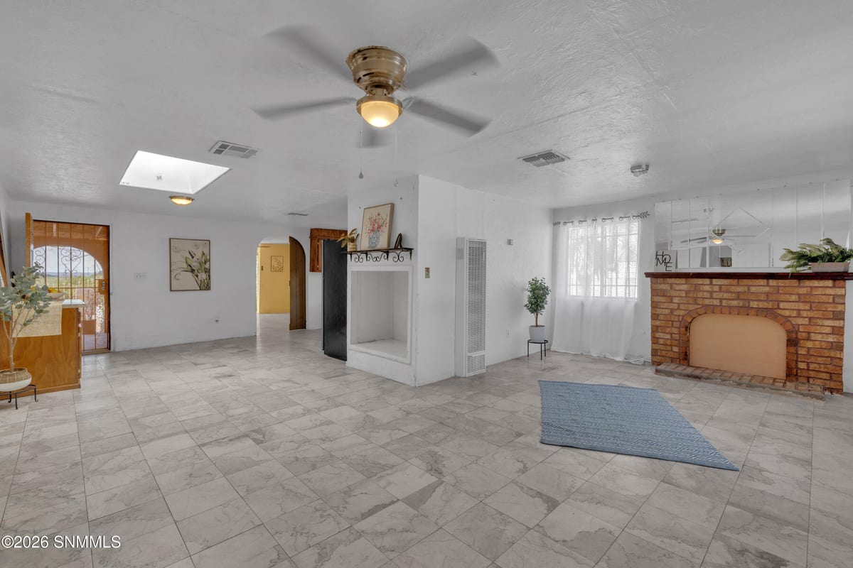 970 San Andres Drive, Anthony, NM 88021 photo 9