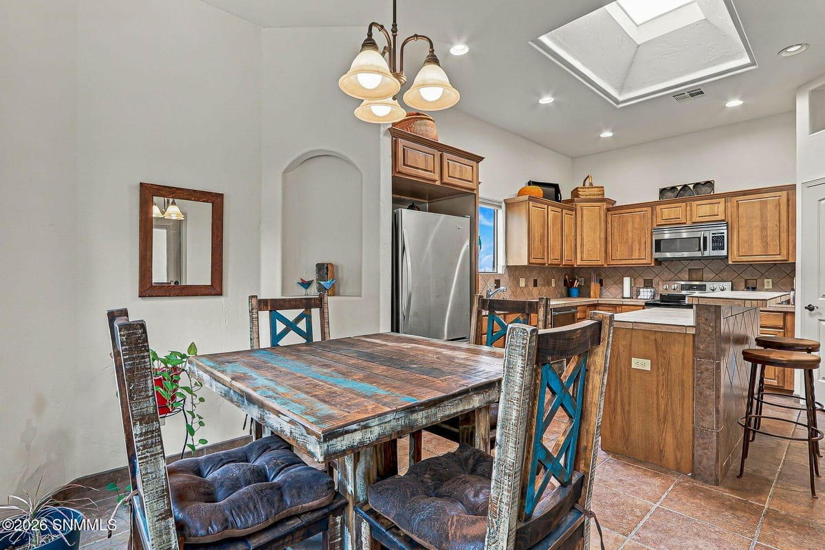 2284 Calais Avenue, Las Cruces, NM 88011 photo 13