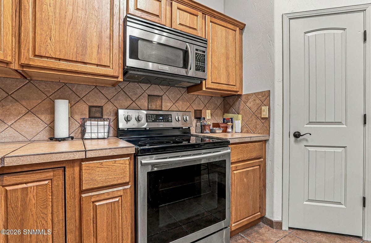 2284 Calais Avenue, Las Cruces, NM 88011 photo 10