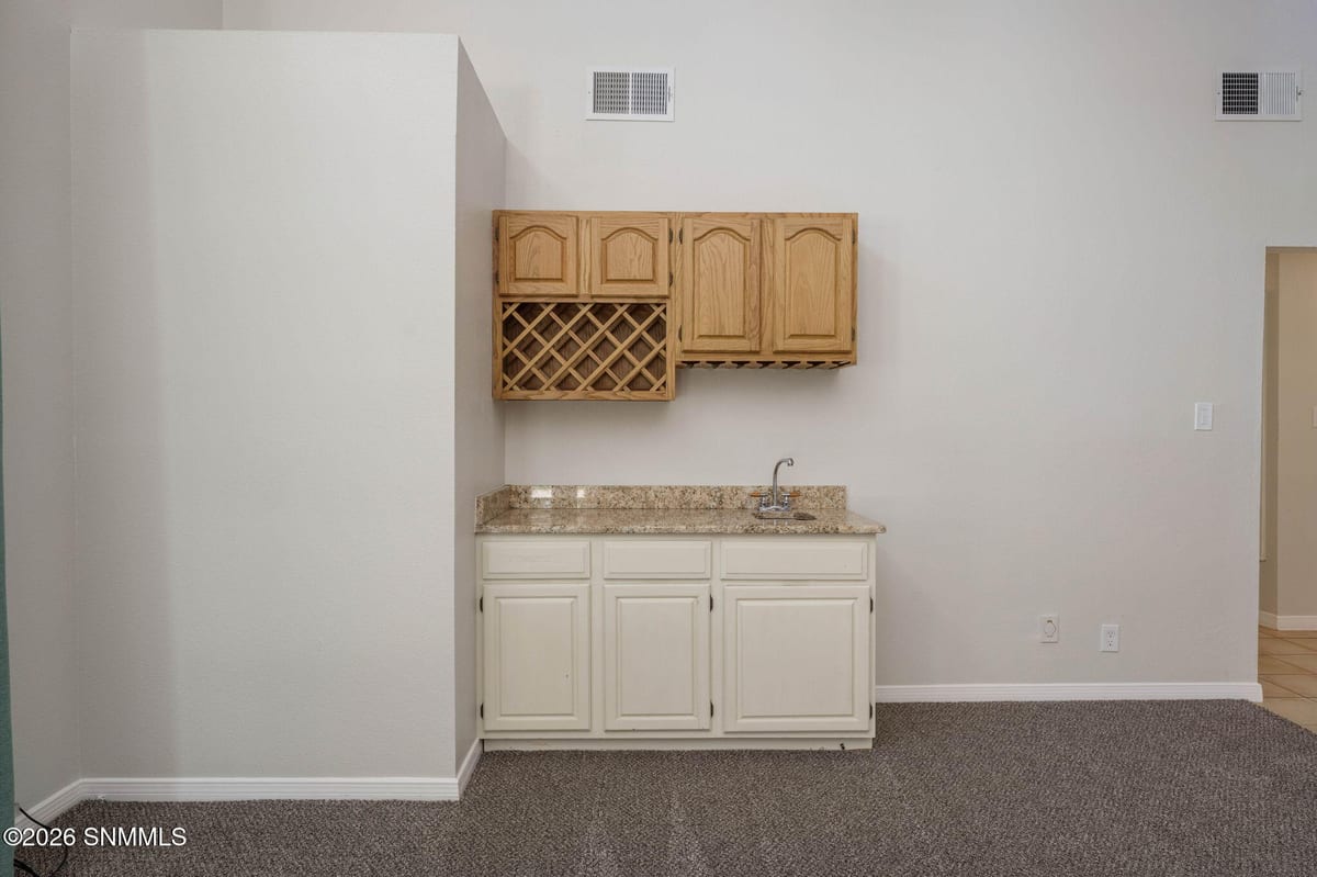 2220 Wildwind Road, Las Cruces, NM 88007 photo 10