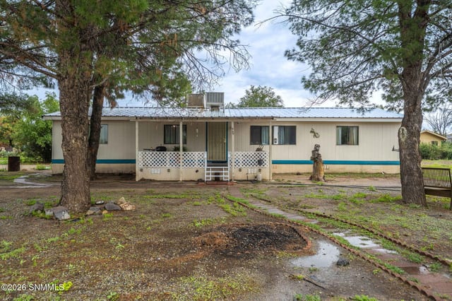 669 Hummingbird Drive, Las Cruces, NM 88007 photo 2
