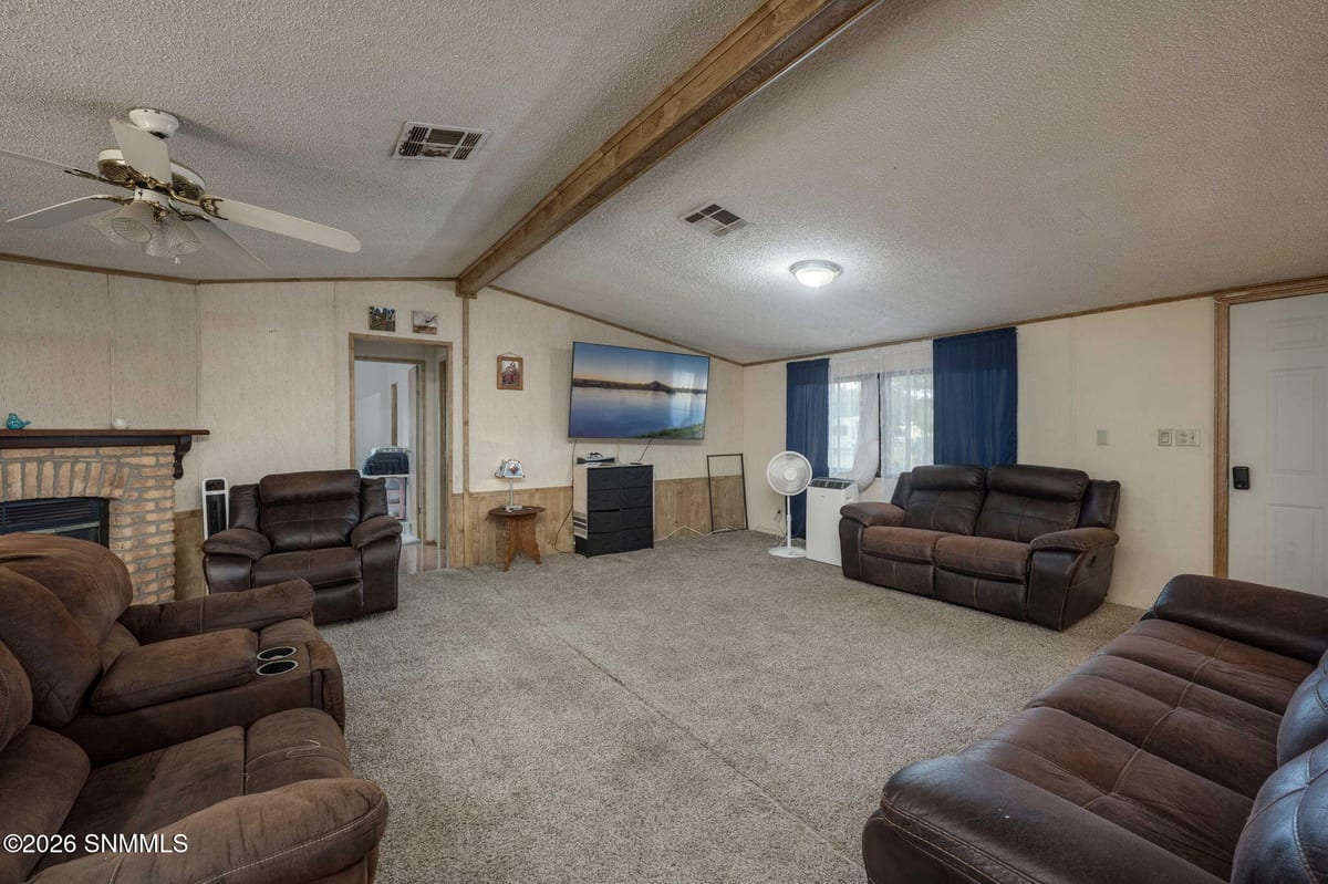 669 Hummingbird Drive, Las Cruces, NM 88007 photo 7