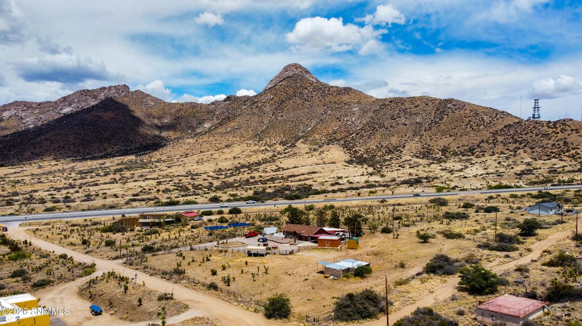 17610 Tierra Alta Road, Las Cruces, NM 88011 photo 5