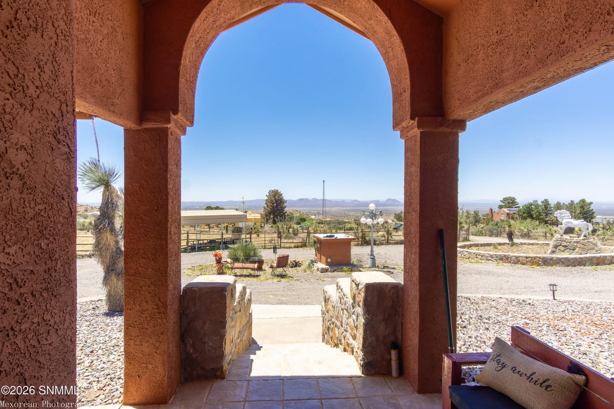 17610 Tierra Alta Road, Las Cruces, NM 88011 photo 9