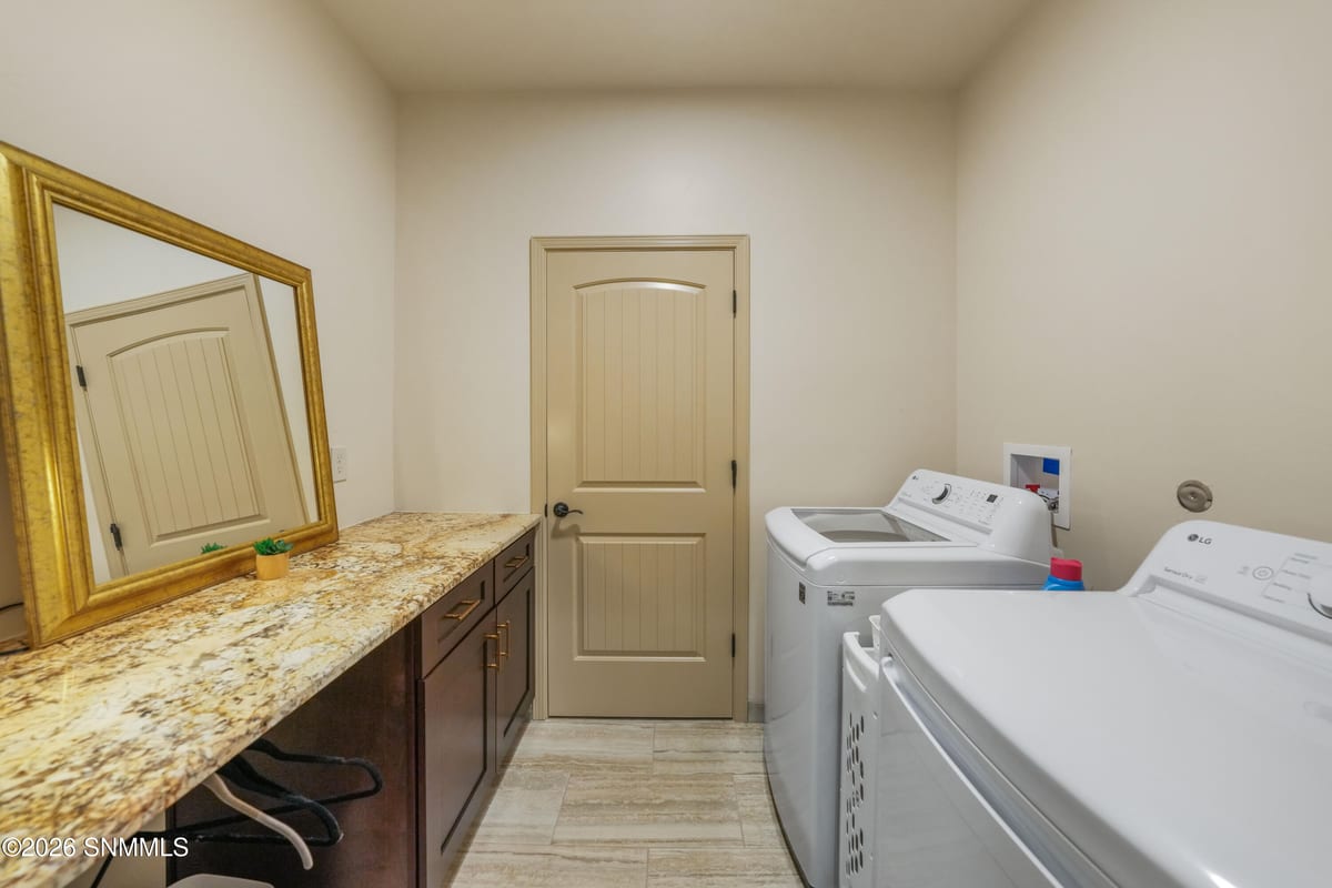 8109 Willow Bloom Circle, Las Cruces, NM 88007 photo 10