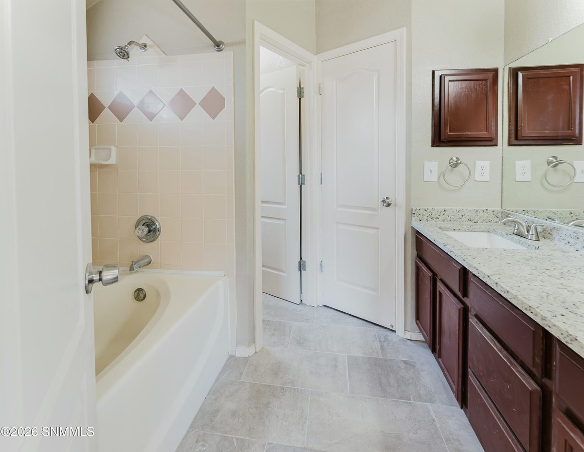 1331 Magoffin Place, Las Cruces, NM 88007, foto 5