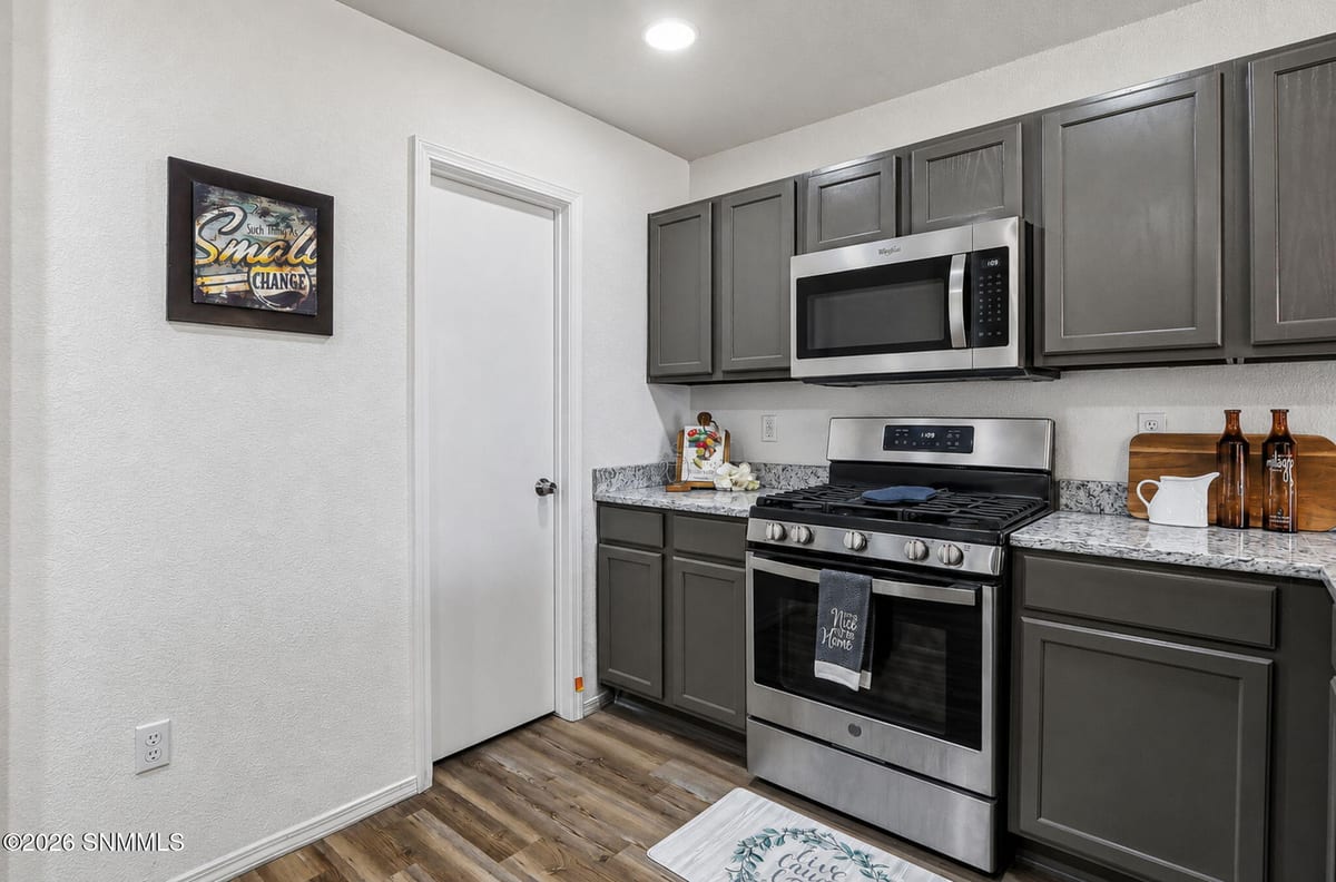 5926 Moon View Drive, Las Cruces, NM 88012 photo 9